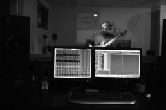 studio-soloing-2